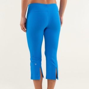 Lululemon gather crow split calf crop leggings 4 beaming blue